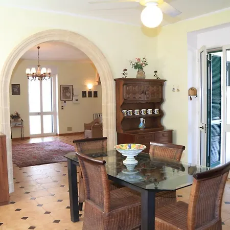 Santoro Lido Marini